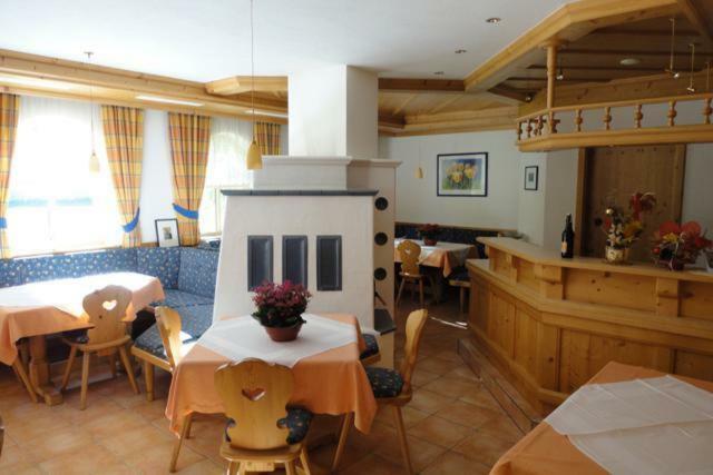 Pension Alpenrose Maishofen Extérieur photo