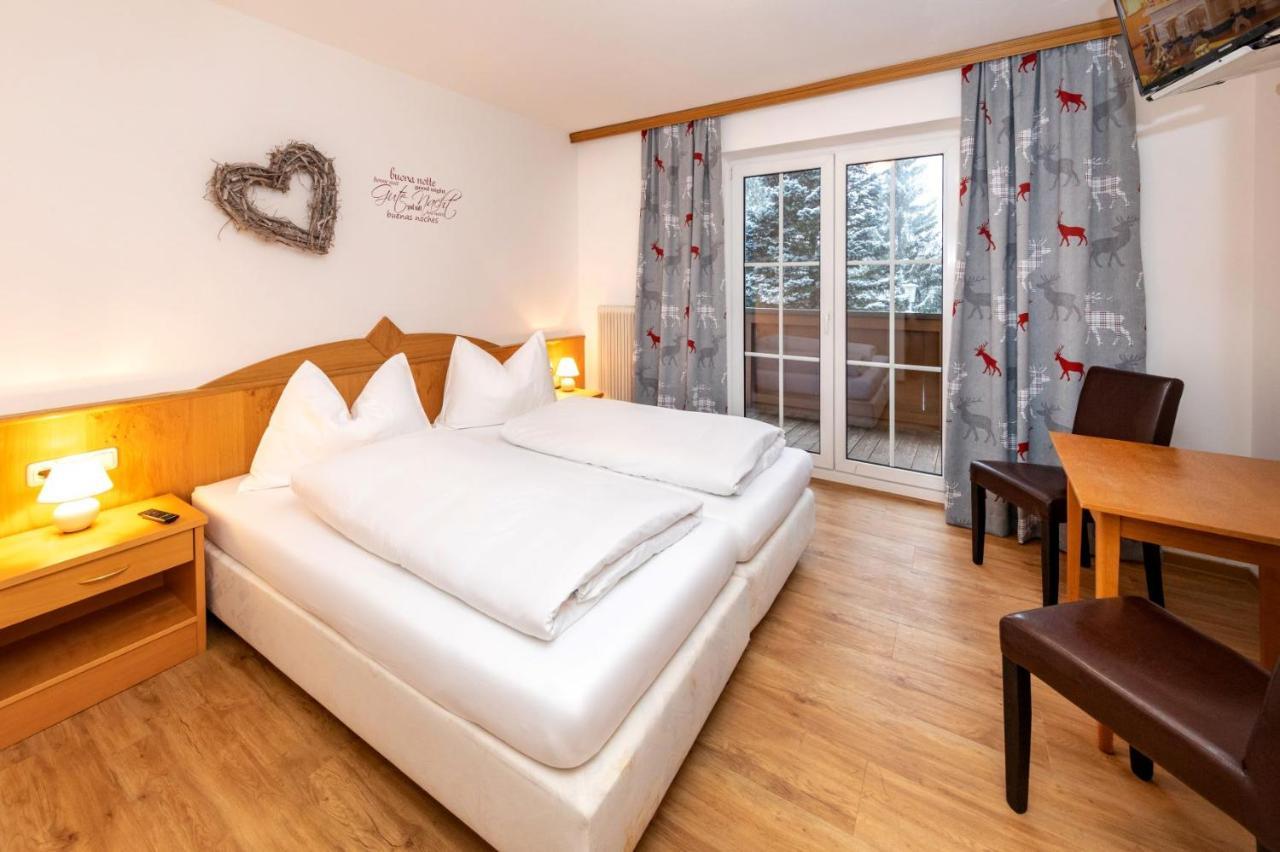 Pension Alpenrose Maishofen Extérieur photo