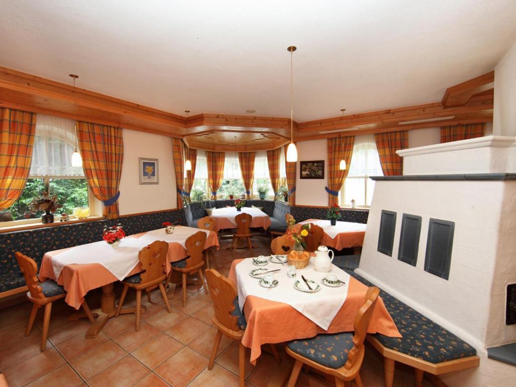 Pension Alpenrose Maishofen Extérieur photo